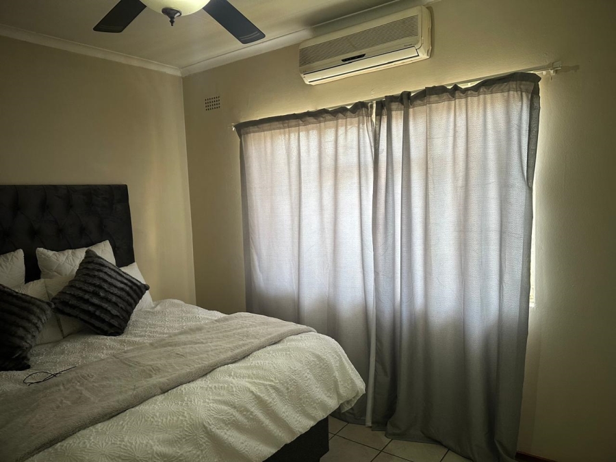 2 Bedroom Property for Sale in Rustenburg Central North West